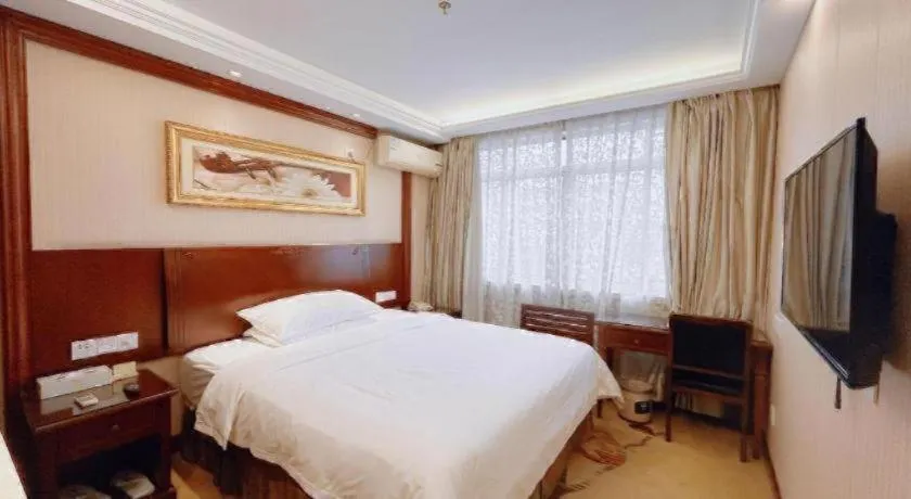 Bed in Vienna Hotel SH Wildlife Park Station