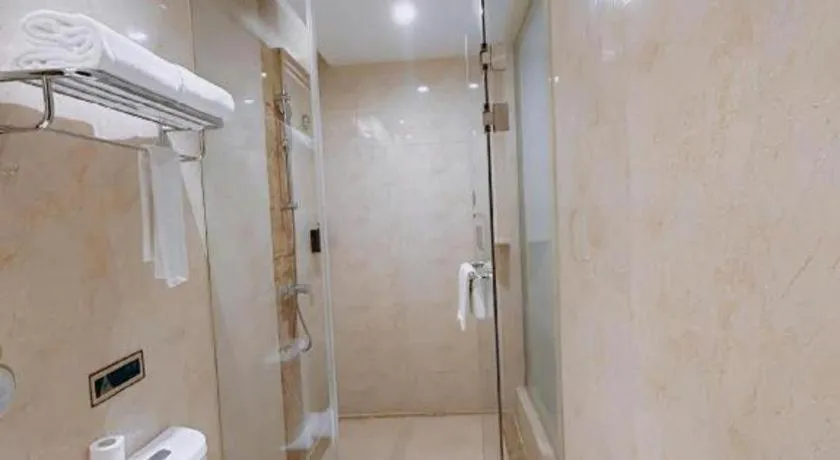 Vienna Hotel SH Wildlife Park Station