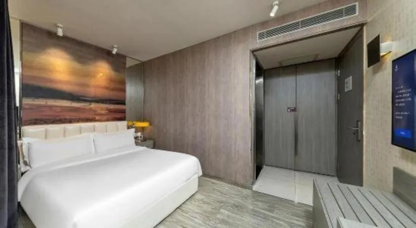 Bed in Jinjiang Metropolo Hotel Shenyang Country Garden Datong Lake Subway Station Branch