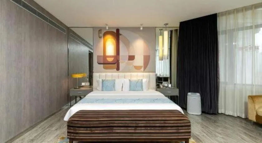 Bed in Jinjiang Metropolo Hotel Shenyang Country Garden Datong Lake Subway Station Branch