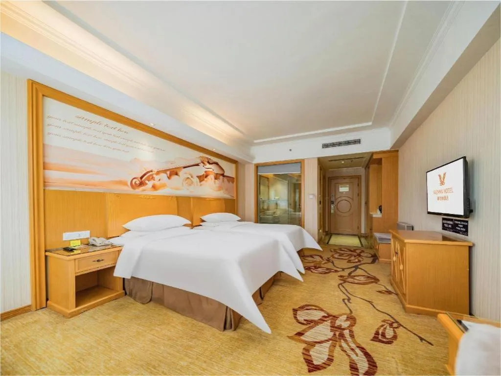 Bed in Vienna Hotel Chengdu Xinfan Furniture City