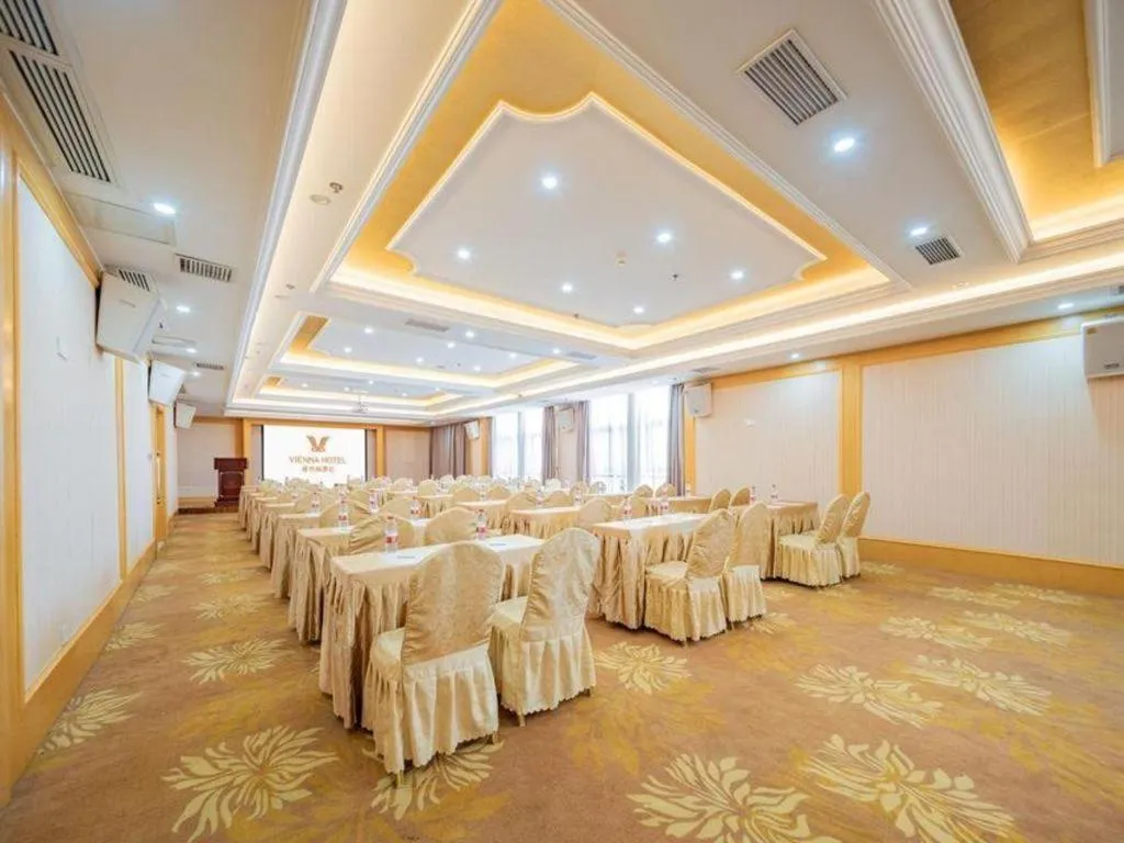 Vienna Hotel Chengdu Xinfan Furniture City