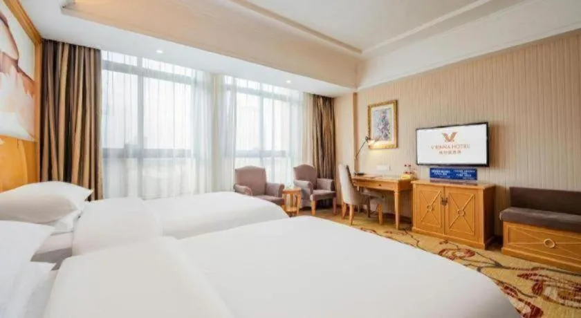 Bed in Vienna Hotel Chengdu Xinfan Furniture City