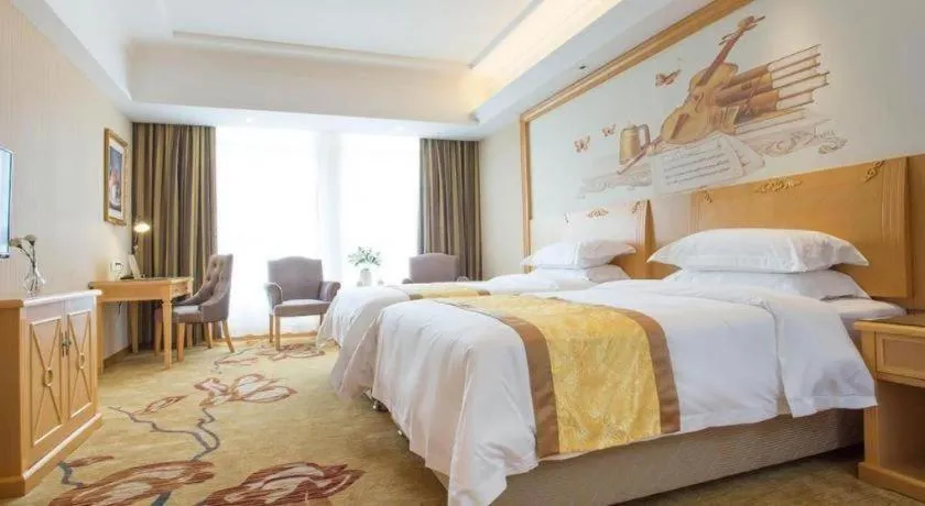 Bed in Vienna Hotel Chengdu Xinfan Furniture City