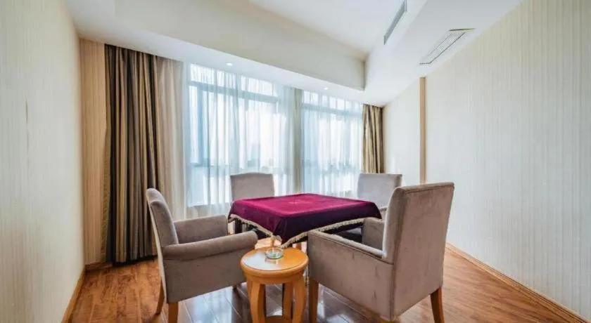 Bed in Vienna Hotel Chengdu Xinfan Furniture City