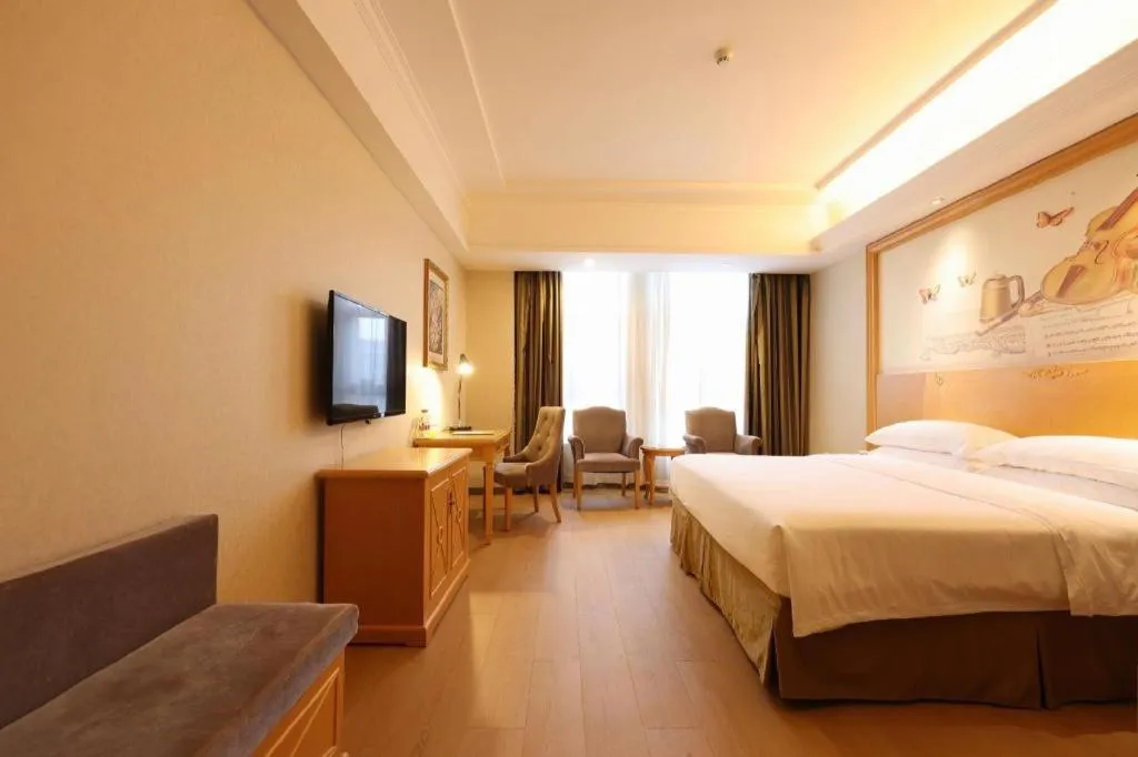 Bed in Vienna Hotel Chengdu Xinfan Furniture City