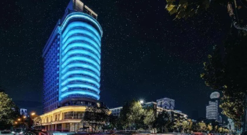Ethos Hotel Wuhan Riverside