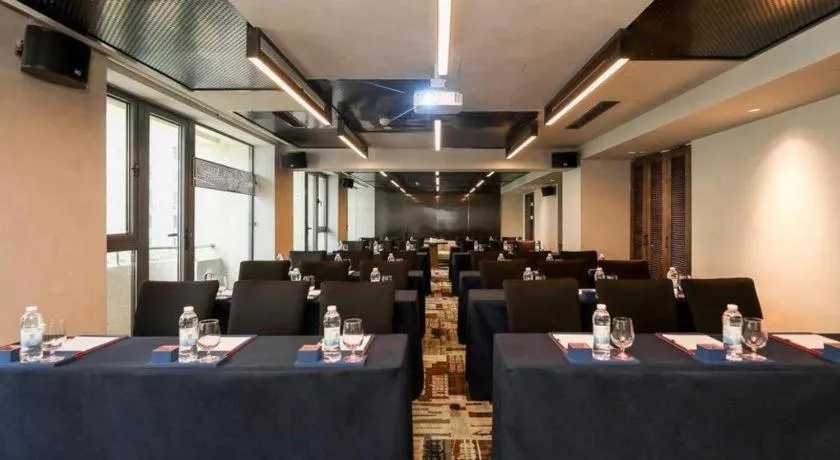 Ethos Hotel Wuhan Riverside