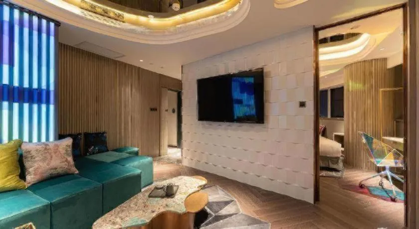Bed in Ethos Hotel Wuhan Riverside