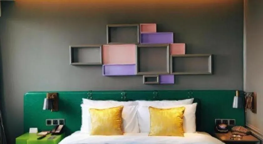 Bed in Ethos Hotel Wuhan Riverside