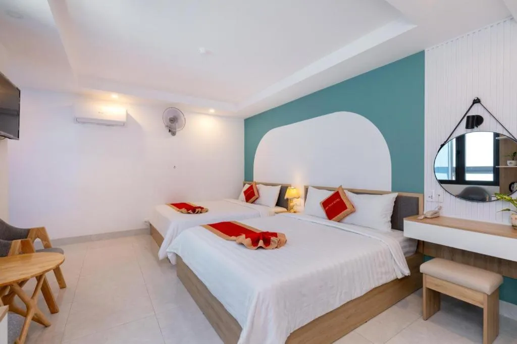 Bed in Gold Holiday Hotel