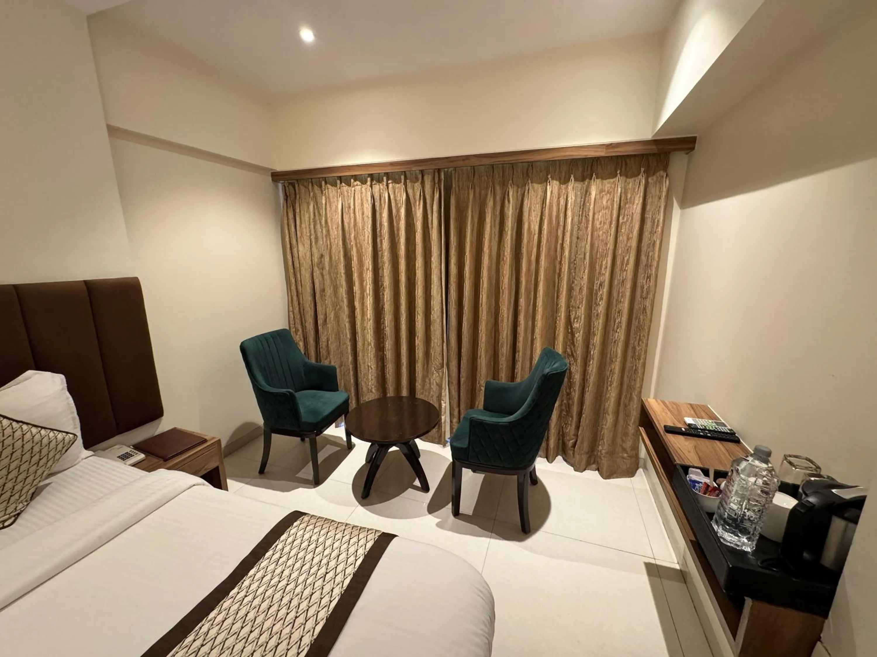 Seating area in Hotel Pacific Residency