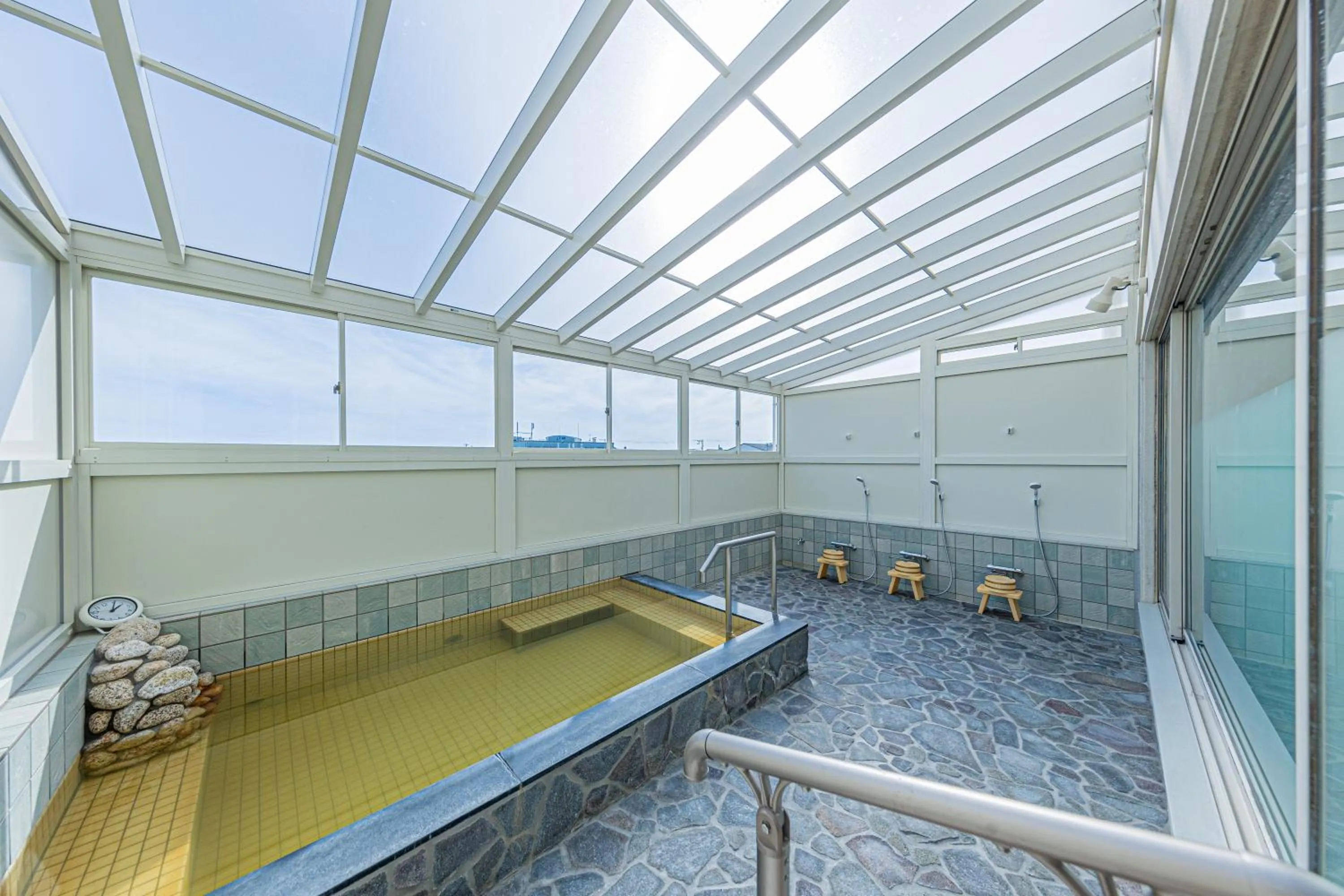 Hot Spring Bath in GARDEN HOTEL Hanayo