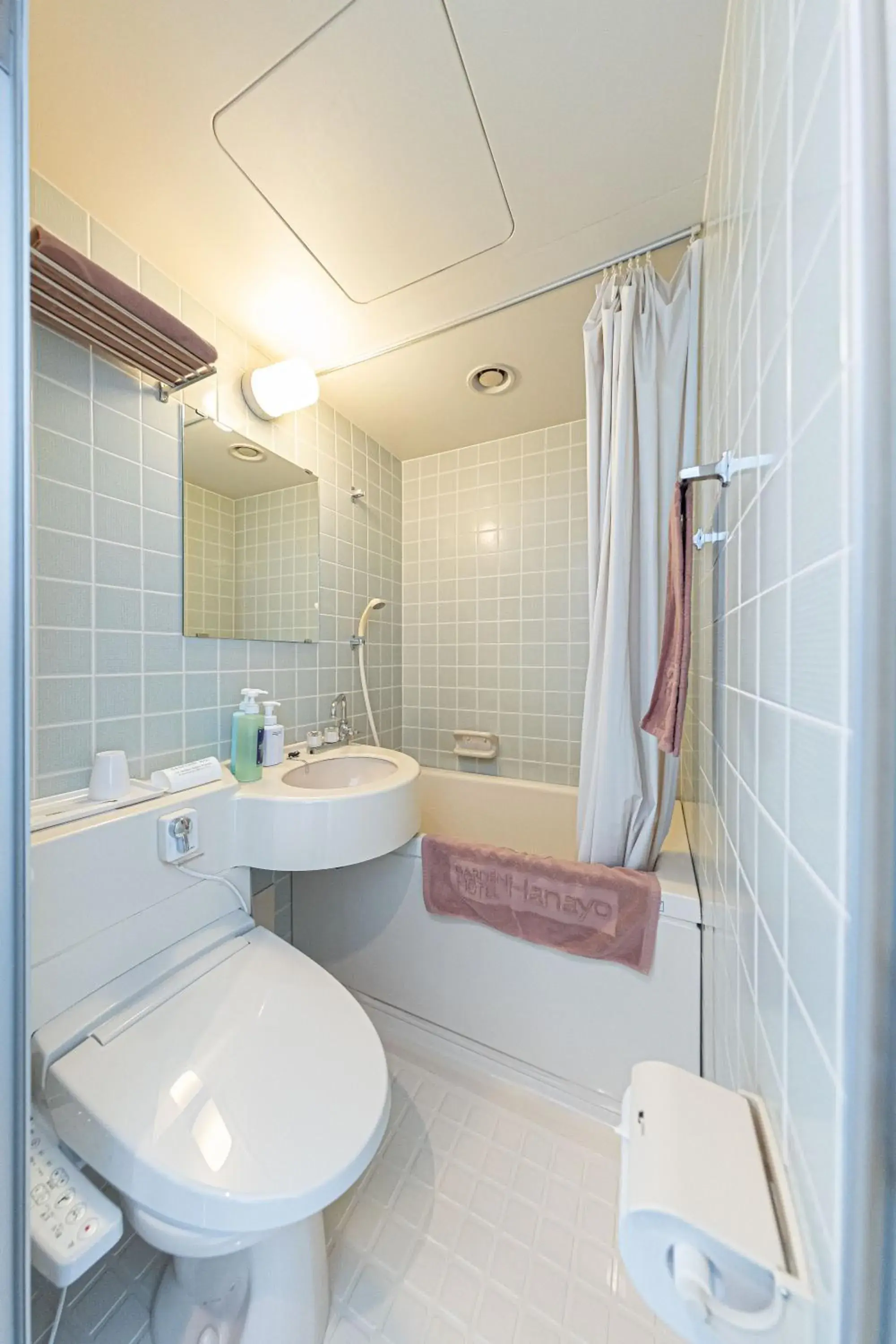 Triple Room with Sea View - single occupancy in GARDEN HOTEL Hanayo Triple Room with Sea View - single occupancy in GARDEN HOTEL Hanayo