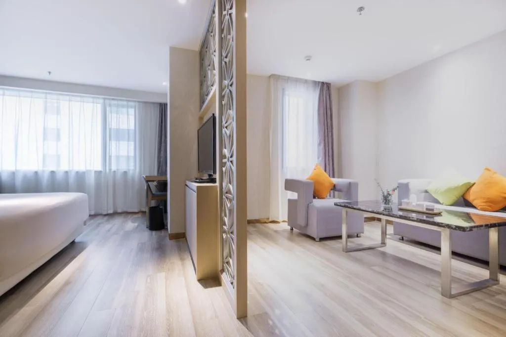 Bed in Atour Hotel Xiamen City Government Dongdu Passenger Transport Terminal