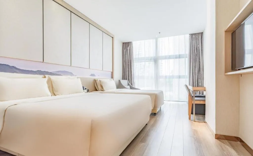 Bed in Atour Hotel Xiamen City Government Dongdu Passenger Transport Terminal
