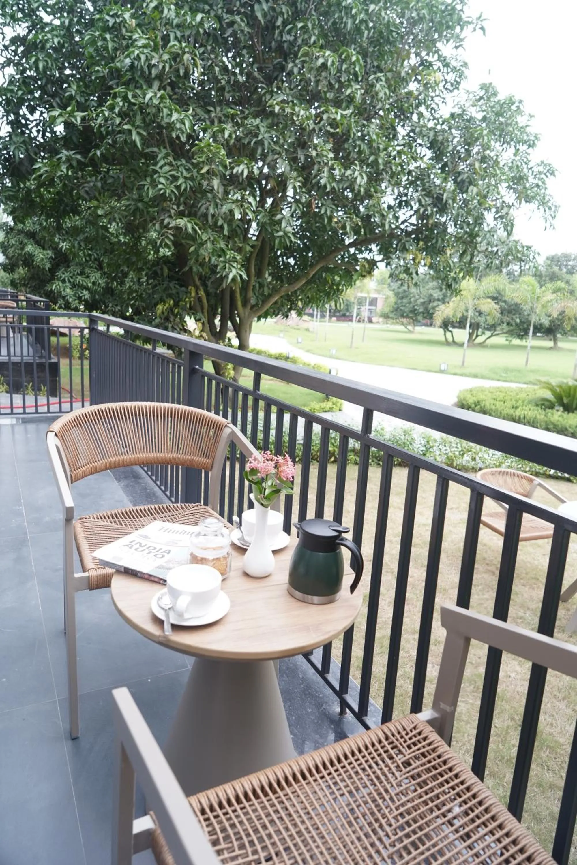 Standard King Room in Mamaya Resort & Spa By Four Leaf Hotels, Garh Mukteshwar