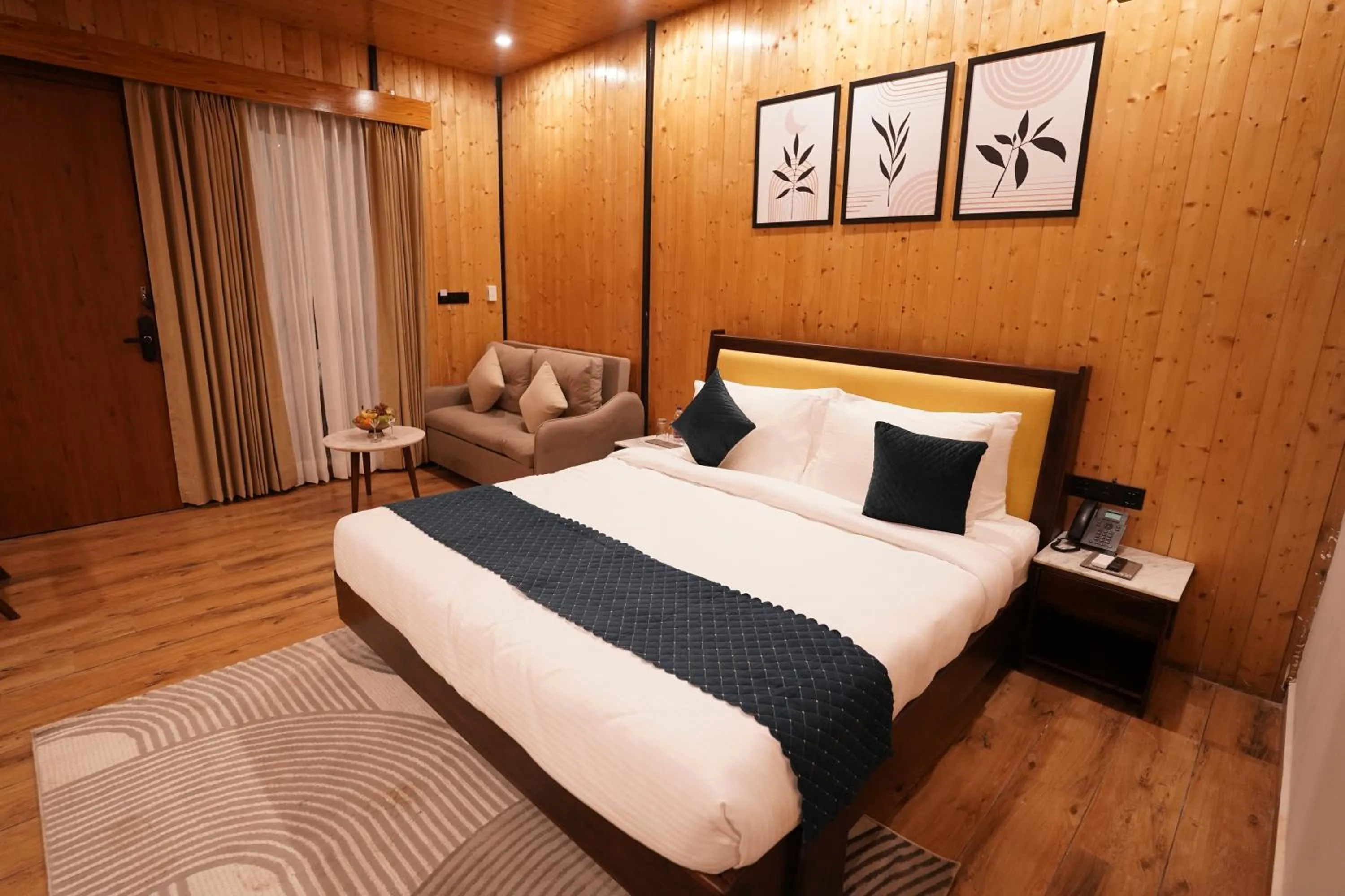 Bedroom, Bed in Mamaya Resort & Spa By Four Leaf Hotels, Garh Mukteshwar