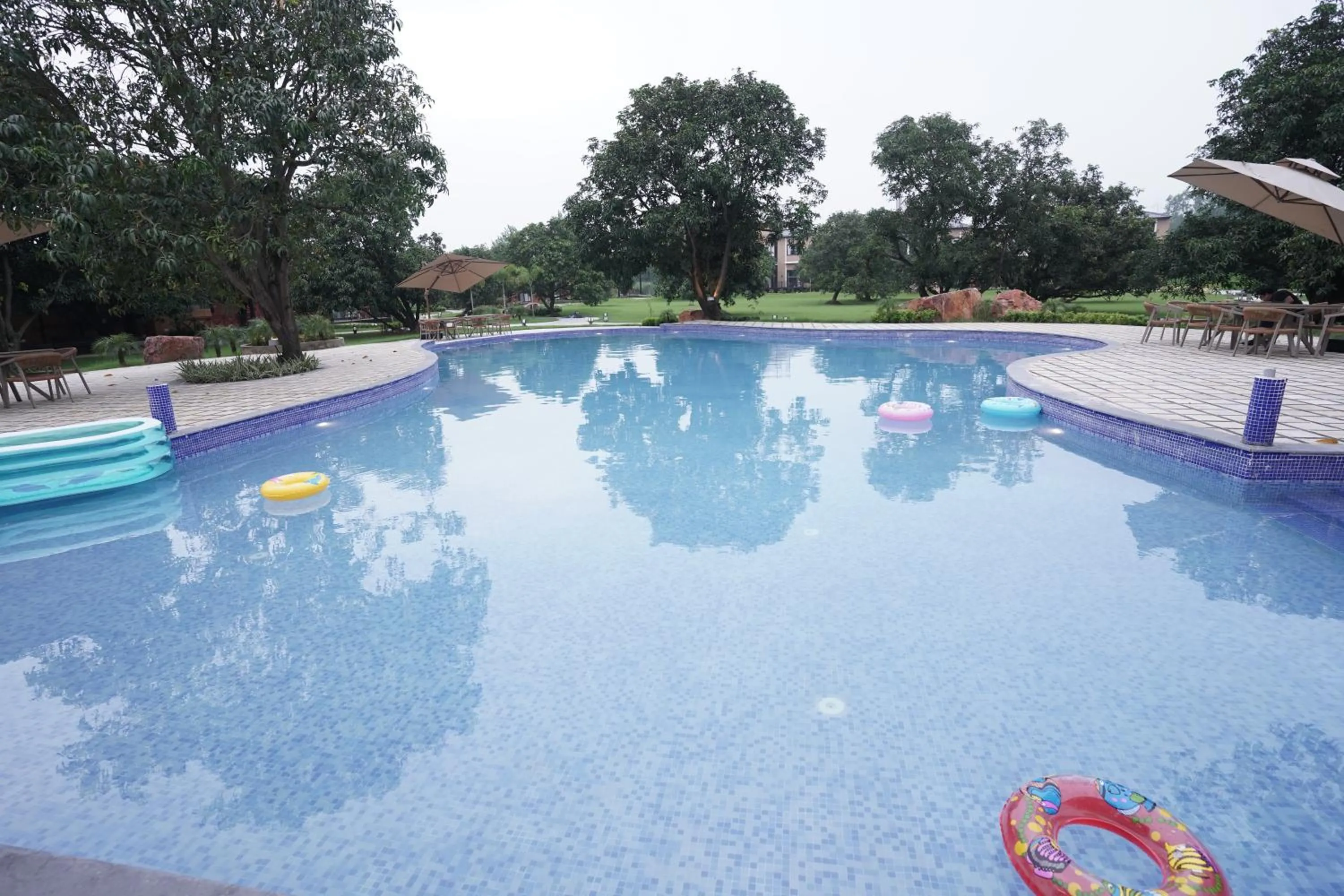 Swimming pool in Mamaya Resort & Spa By Four Leaf Hotels, Garh Mukteshwar