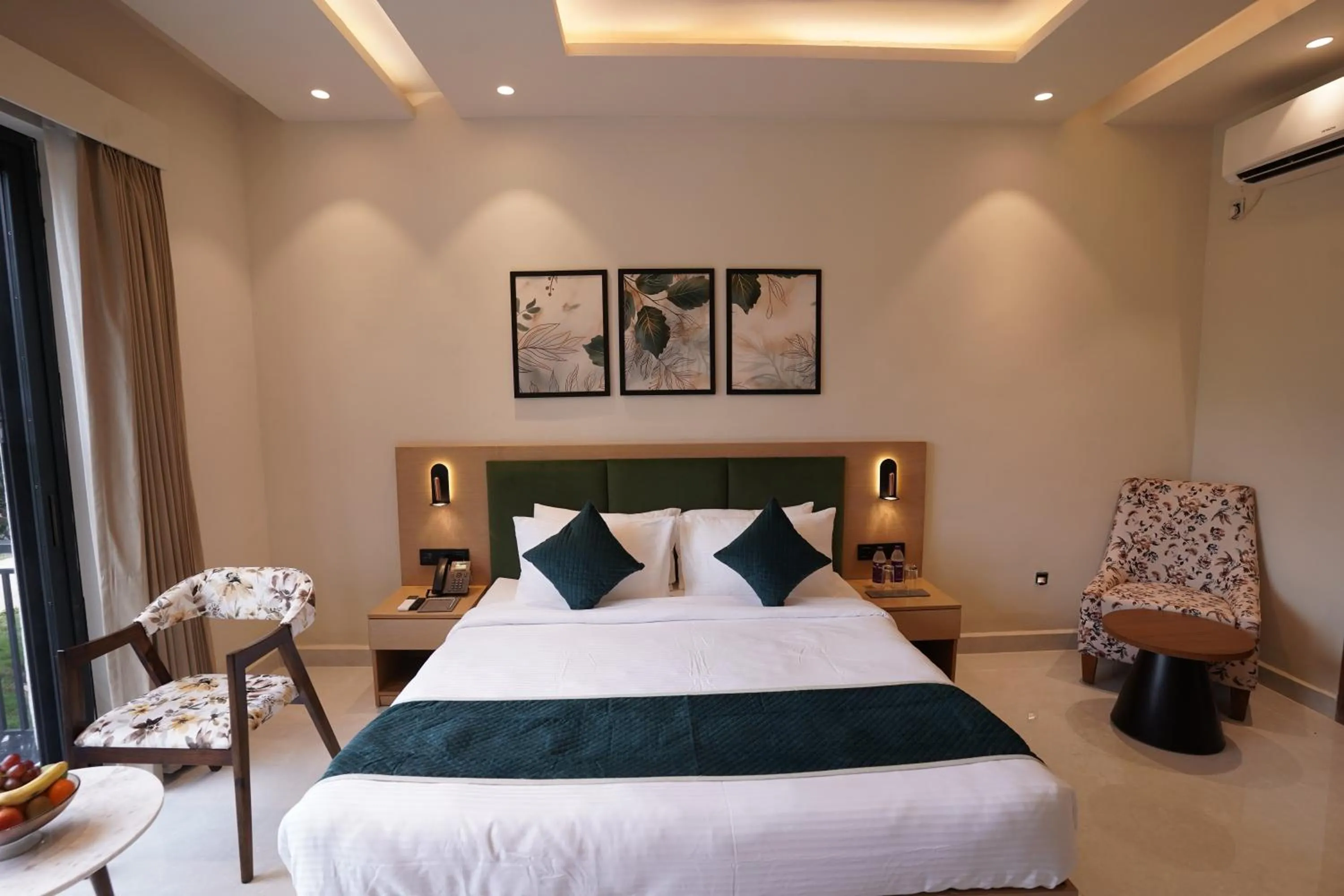 Bedroom, Bed in Mamaya Resort & Spa By Four Leaf Hotels, Garh Mukteshwar