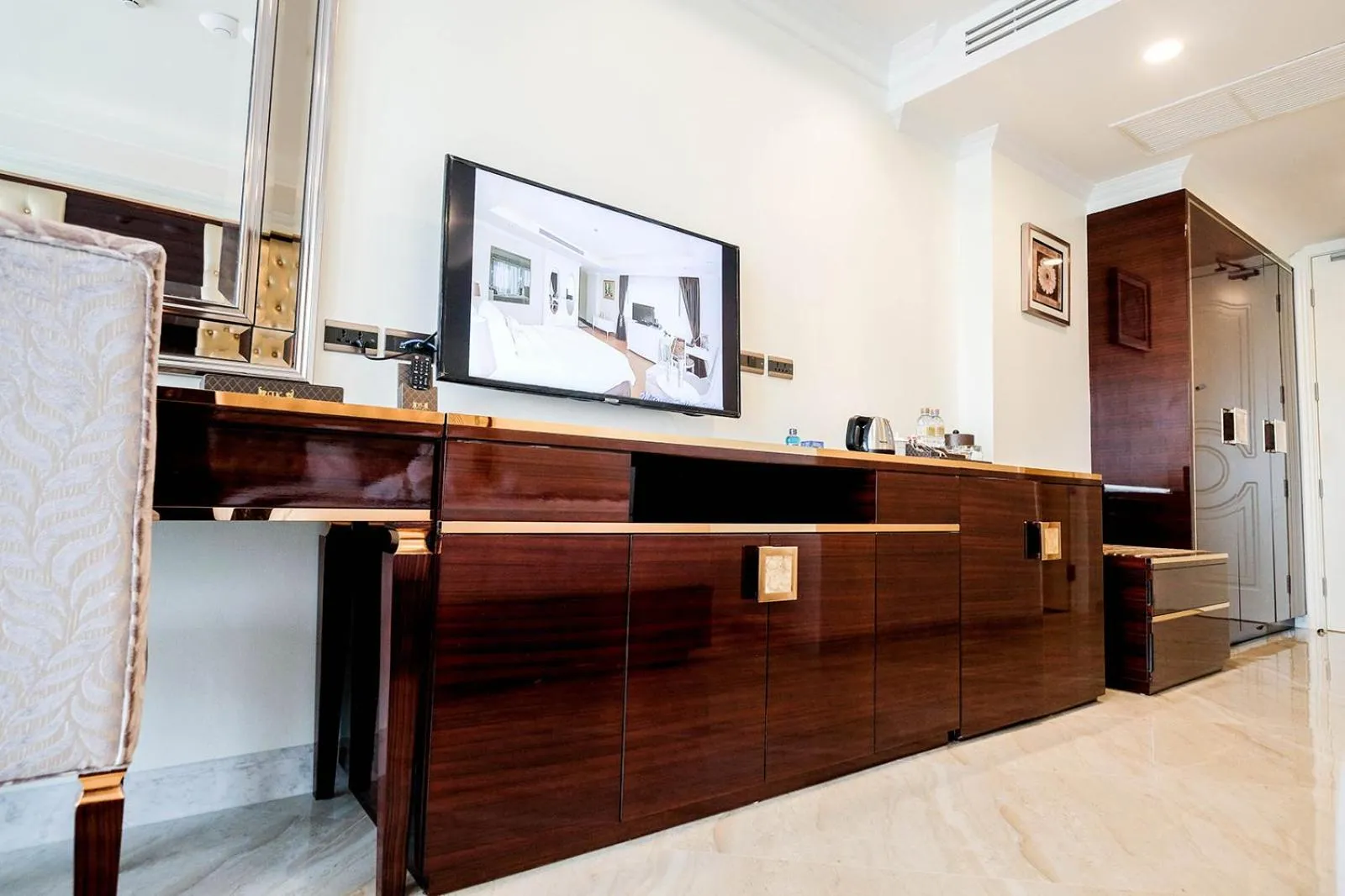 TV and multimedia in LK Grand Empire