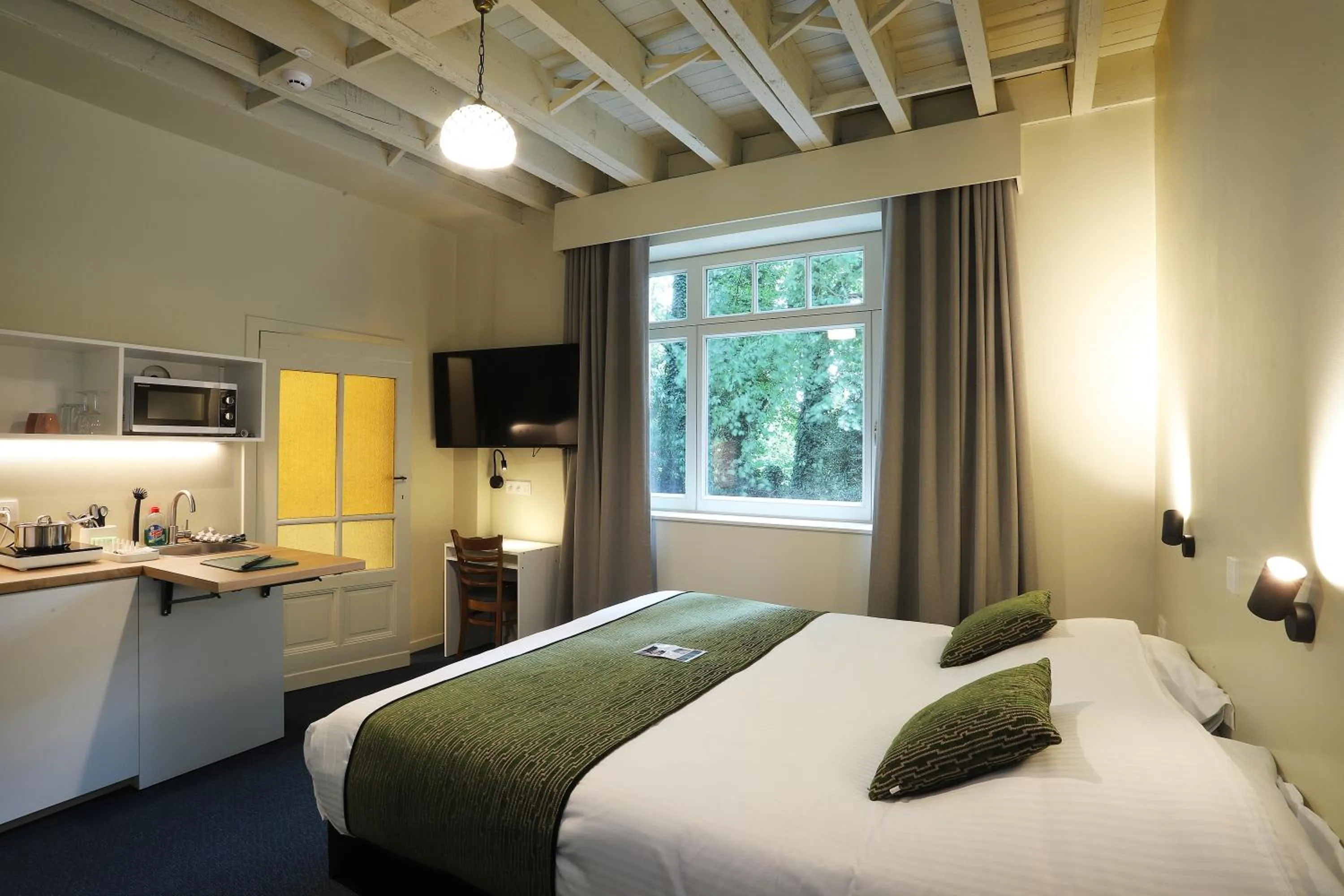 Bedroom, Bed in Aparthotel Acacia