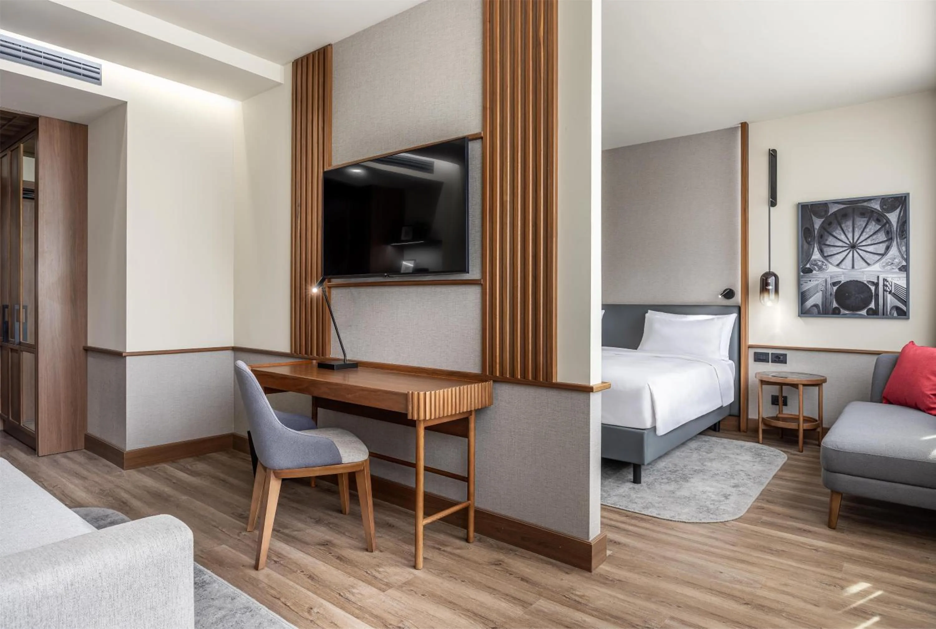 Photo of the whole room, Bed in Radisson Blu Hotel, Florence