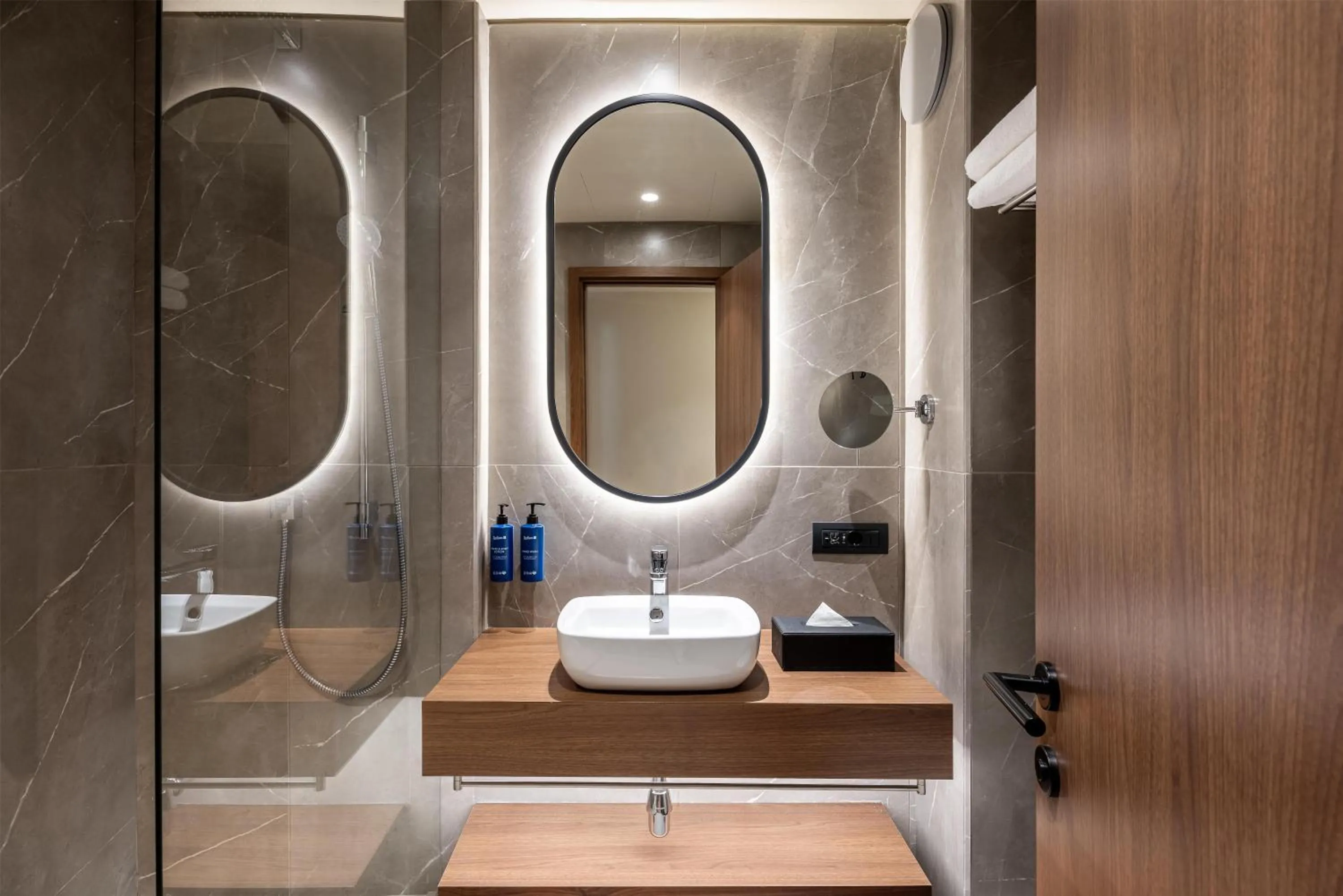 Bathroom in Radisson Blu Hotel, Florence