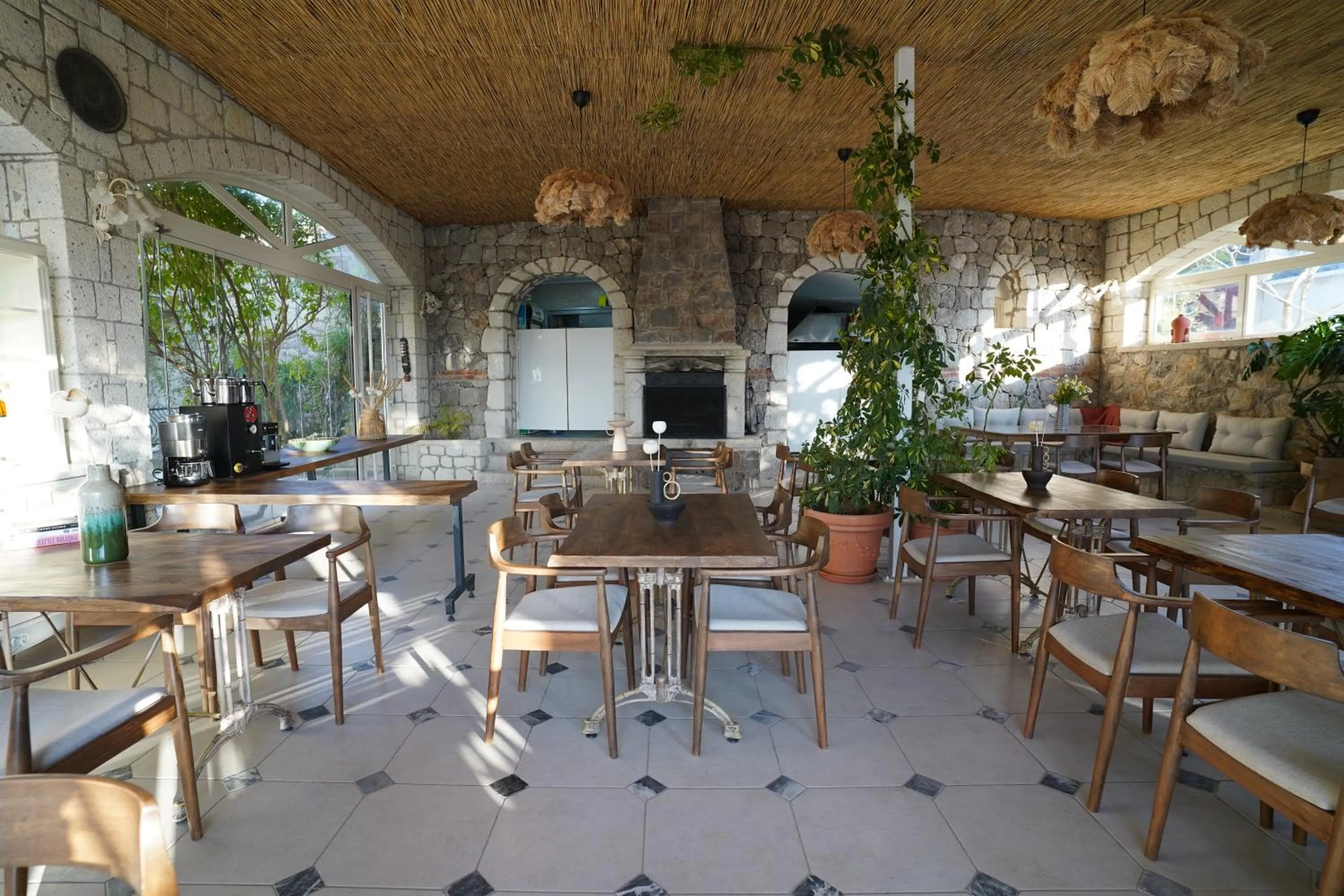 Restaurant/places to eat in Cumbalıca Flora