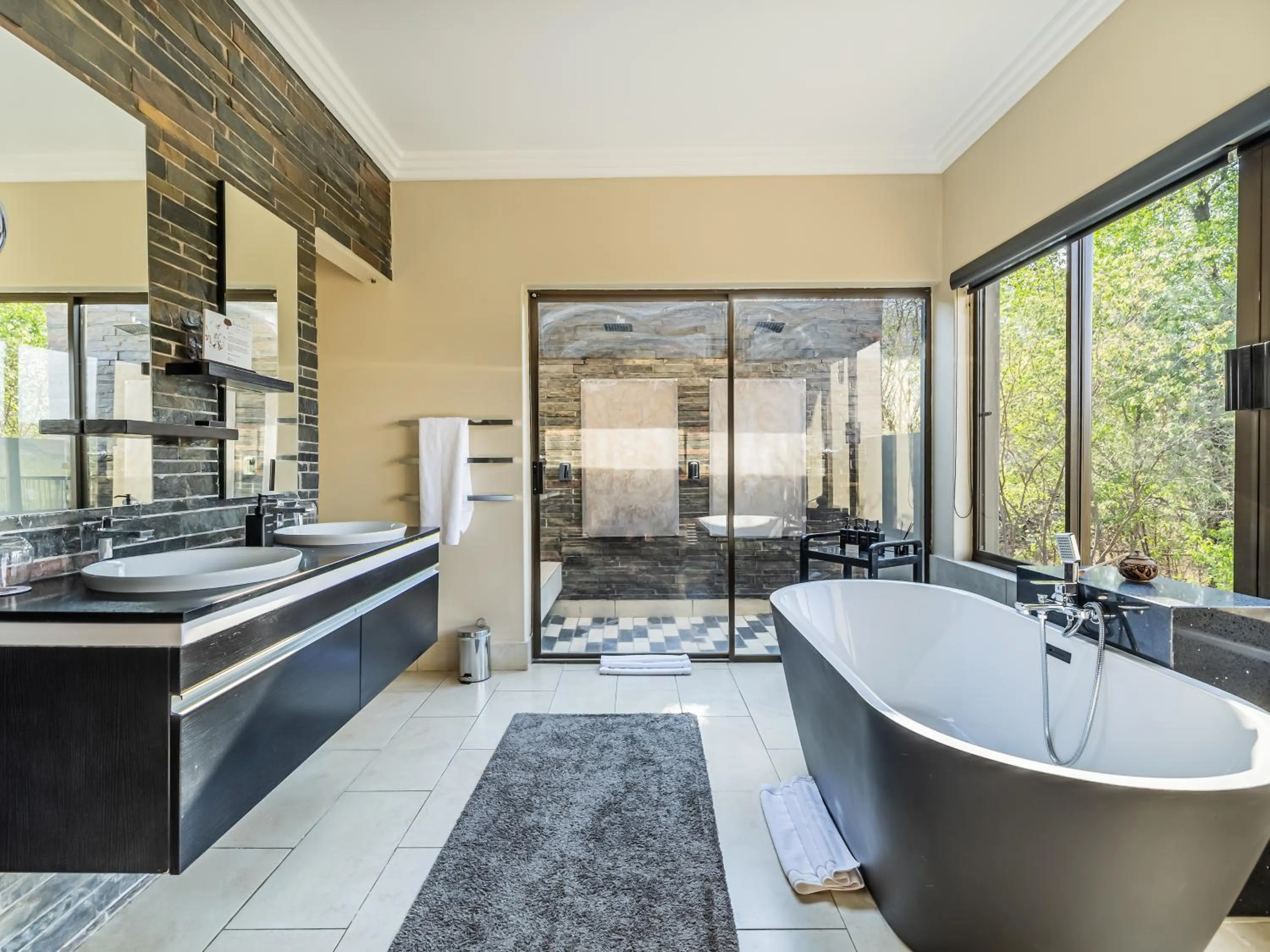 Shower in Shepherds Tree Game Reserve