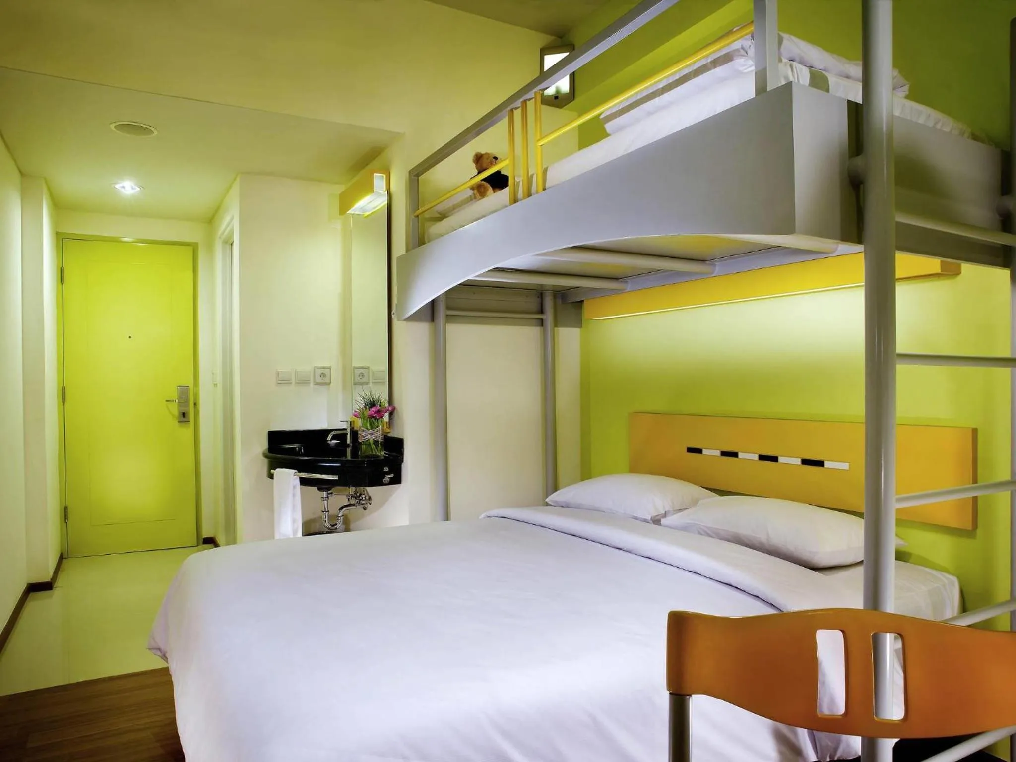 Bedroom, Bed in Ibis Budget Jakarta Cikini