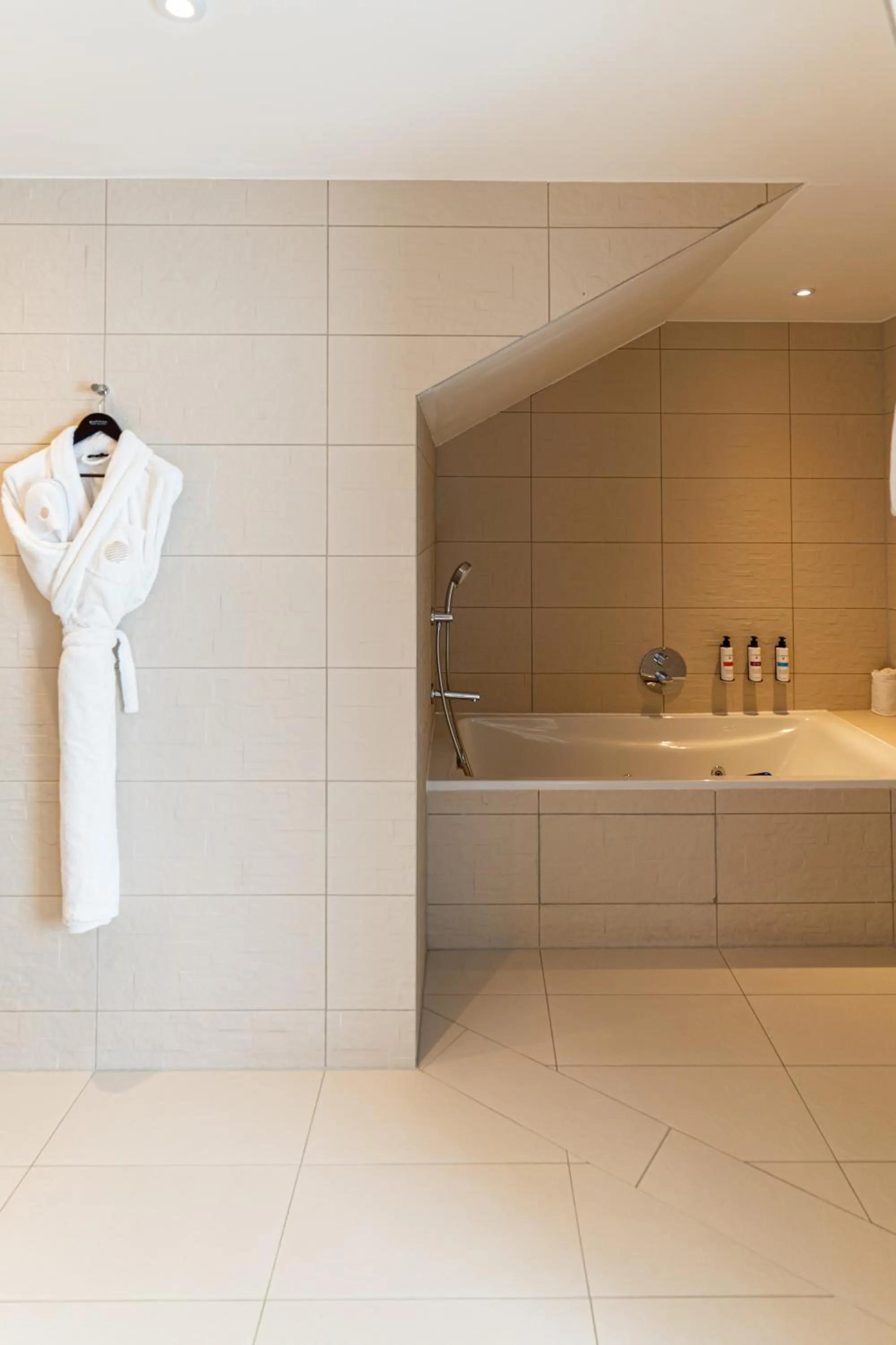 Bathroom in Pullman Paris Roissy Cdg Airport