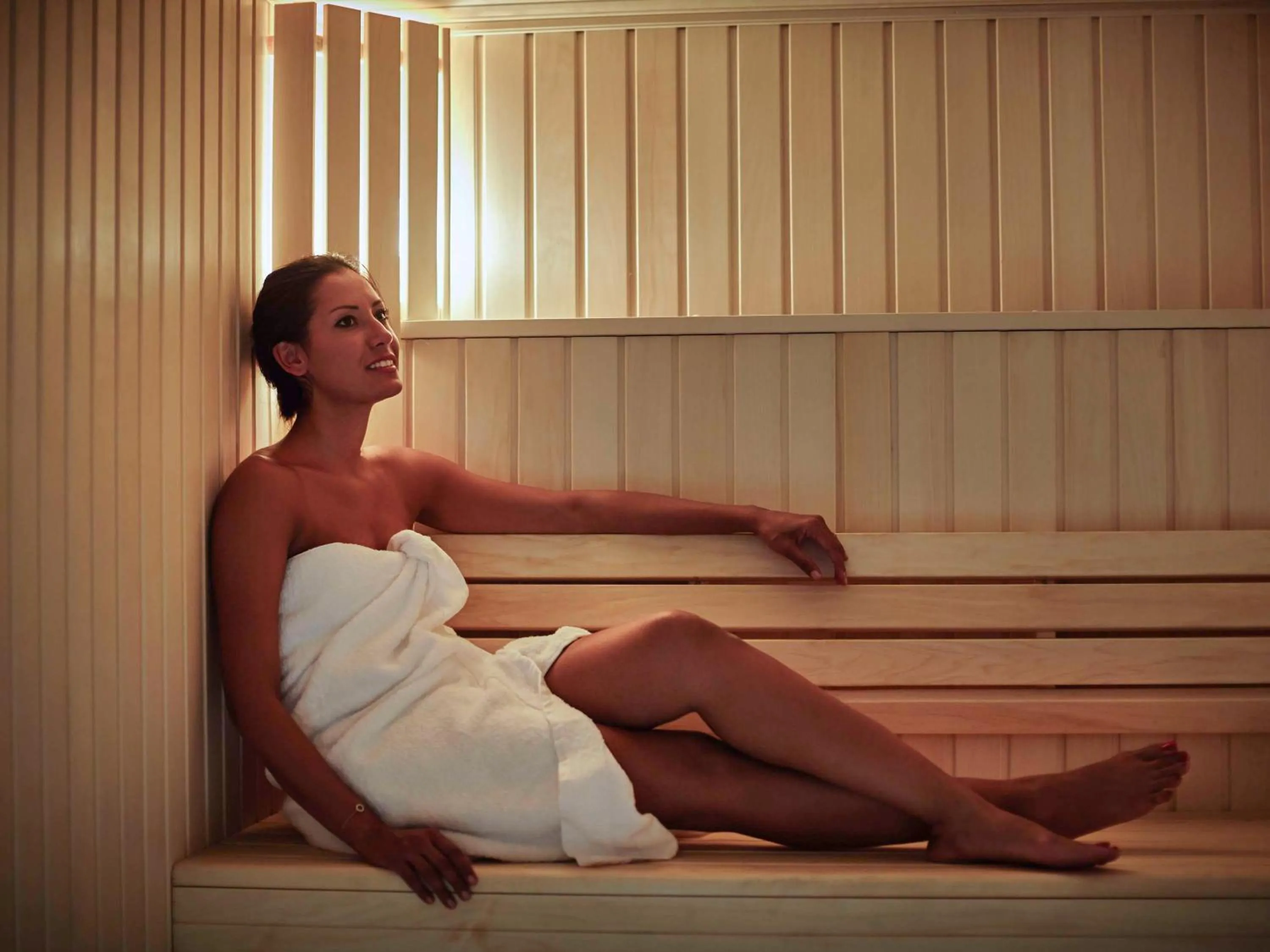 Spa and wellness centre/facilities in Pullman Paris Roissy Cdg Airport