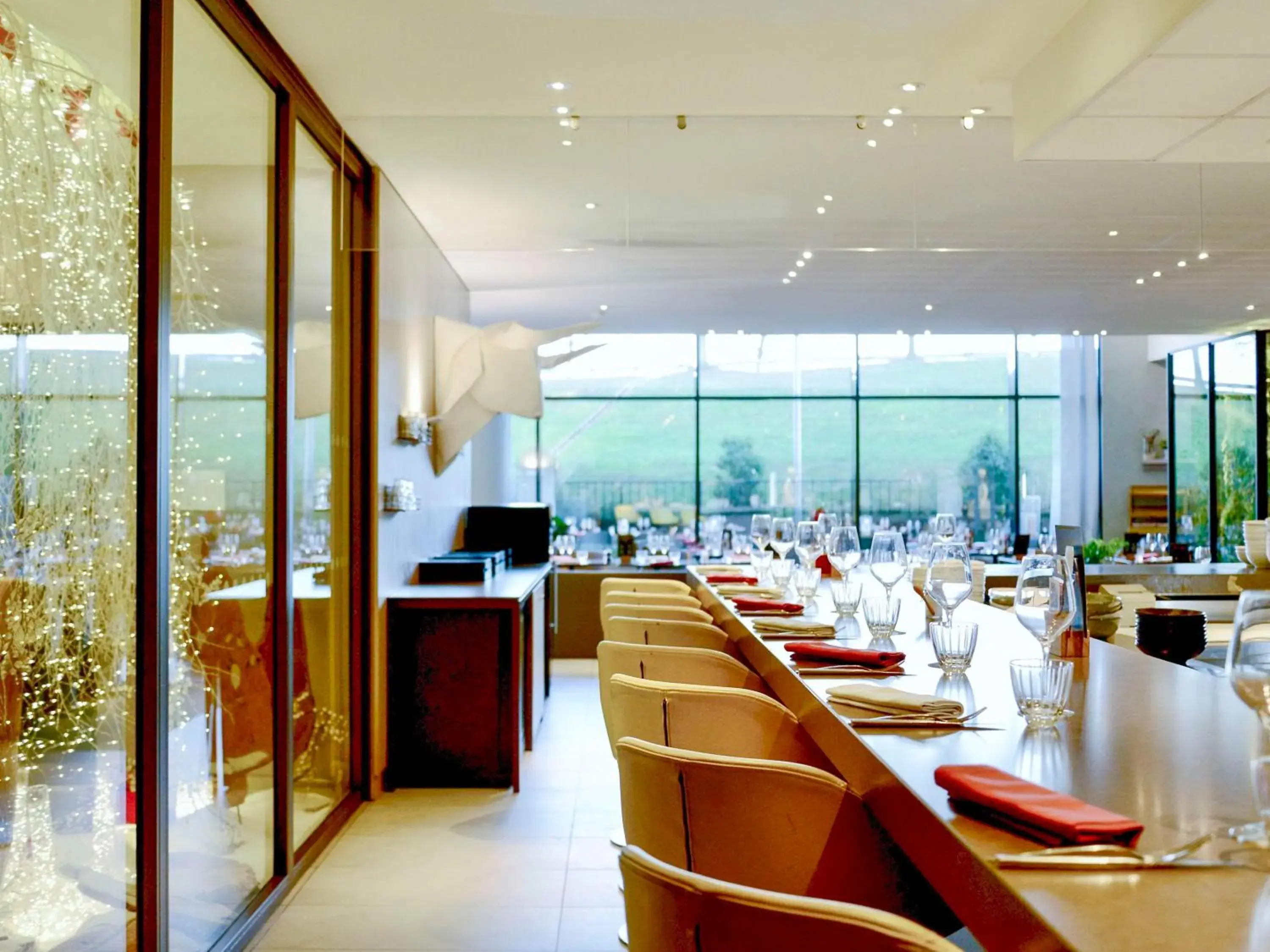 Restaurant/places to eat in Pullman Paris Roissy Cdg Airport Restaurant/places to eat in Pullman Paris Roissy Cdg Airport