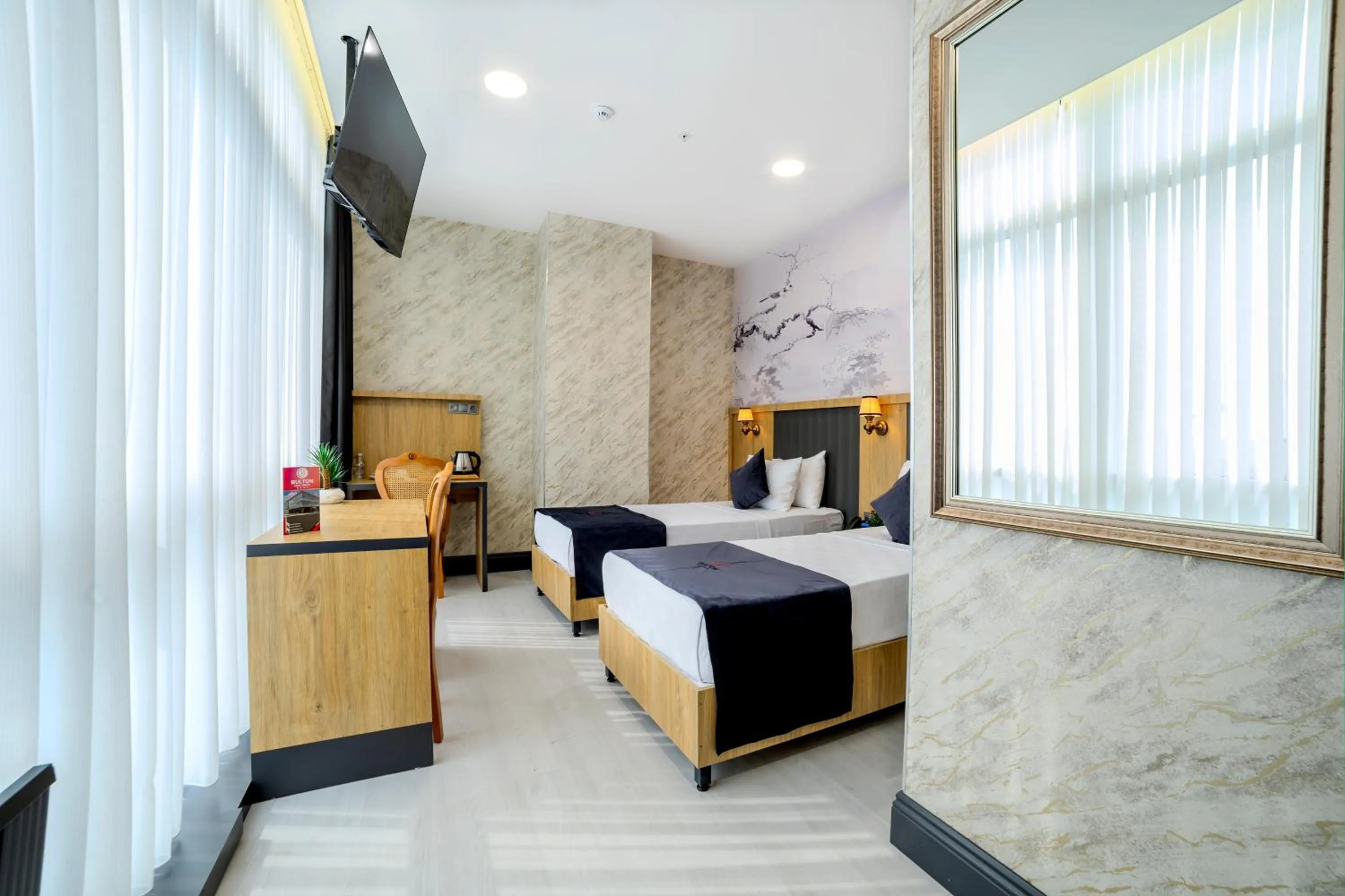 Photo of the whole room, Bed in Bulton Hotel Airport