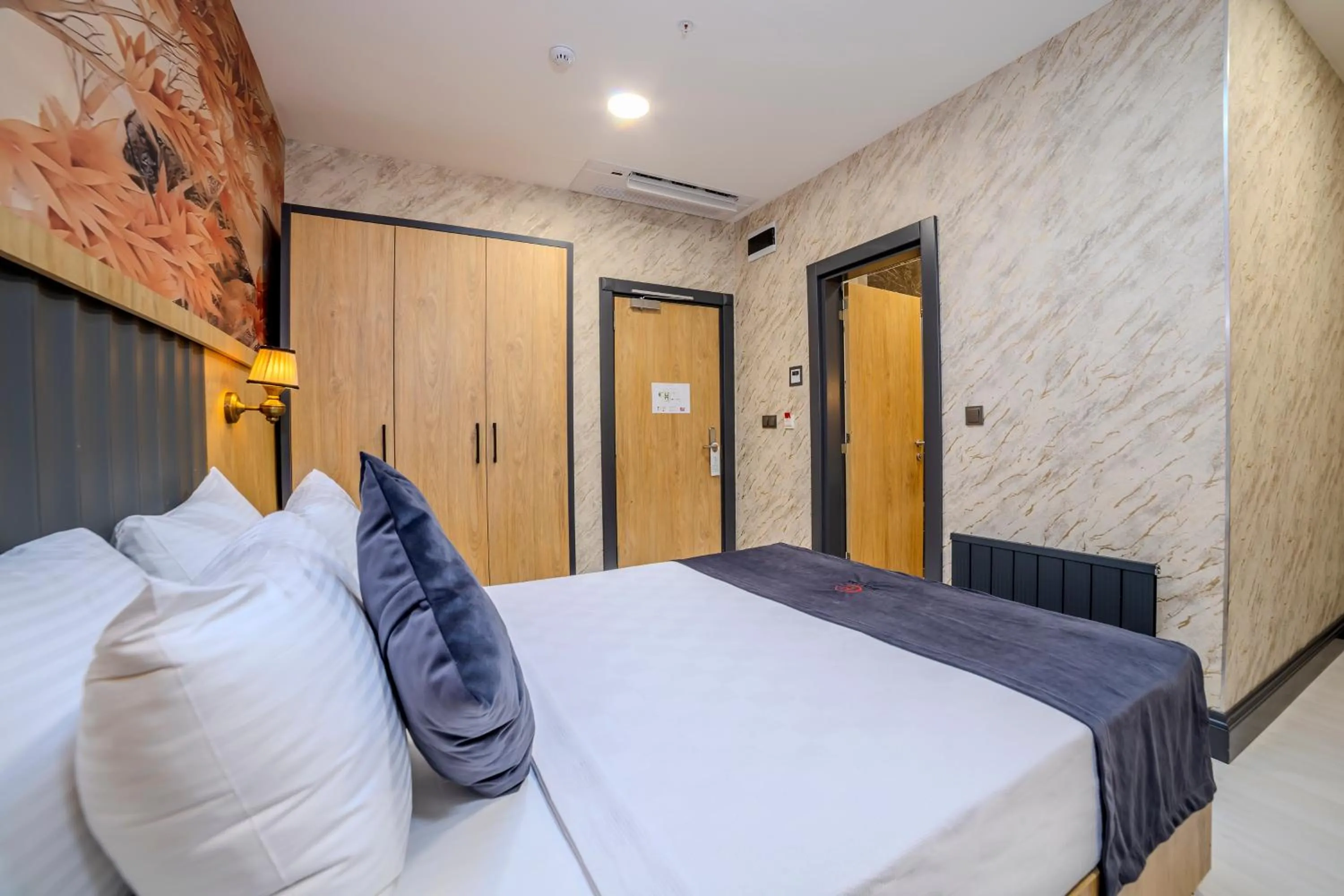 Bedroom, Bed in Bulton Hotel Airport