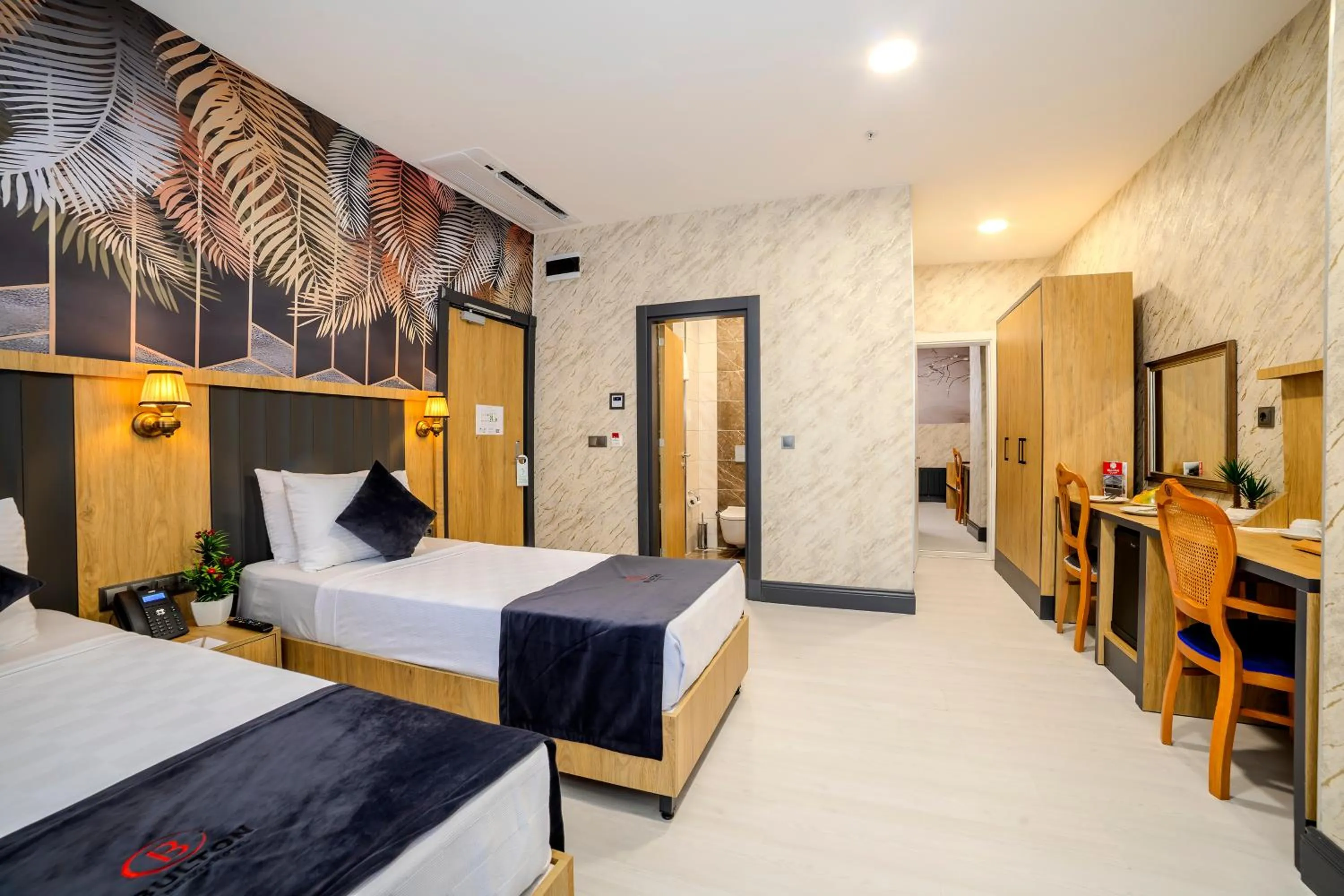 Photo of the whole room, Bed in Bulton Hotel Airport