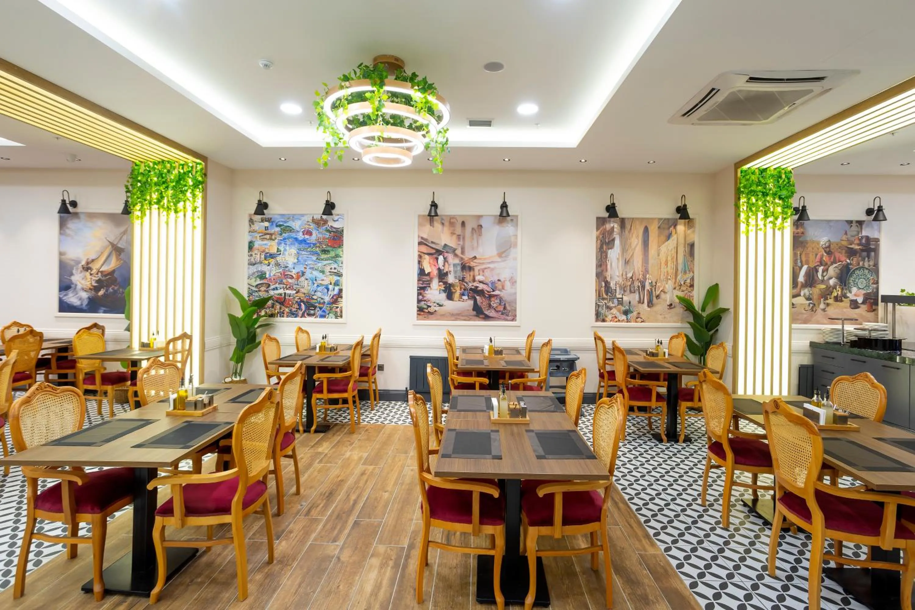 Restaurant/places to eat in Bulton Hotel Airport