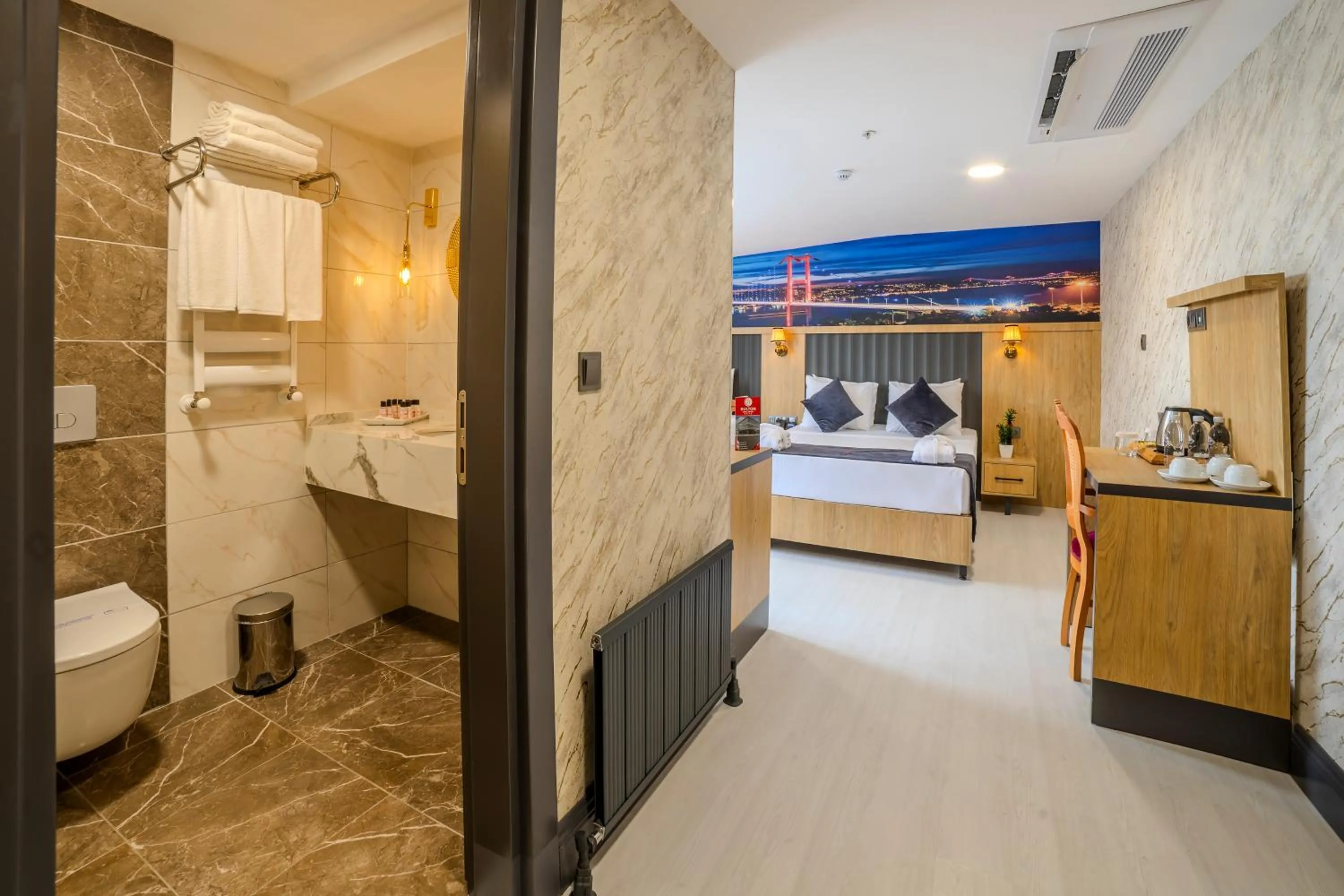 Bathroom in Bulton Hotel Airport