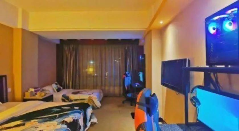 Bed in CP Peninsula Hotel