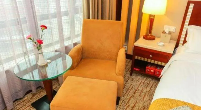 Bed in CP Peninsula Hotel