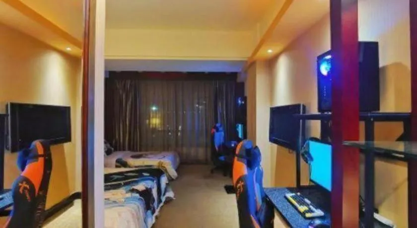 Bed in CP Peninsula Hotel