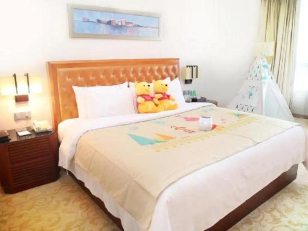 Bed in Yihao International Hotel