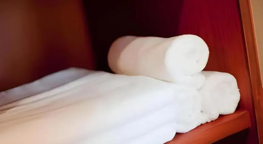 Bed in Kwan Phayao Villa Bed in Kwan Phayao Villa