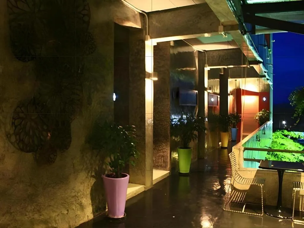 The B Ranong Trend Hotel