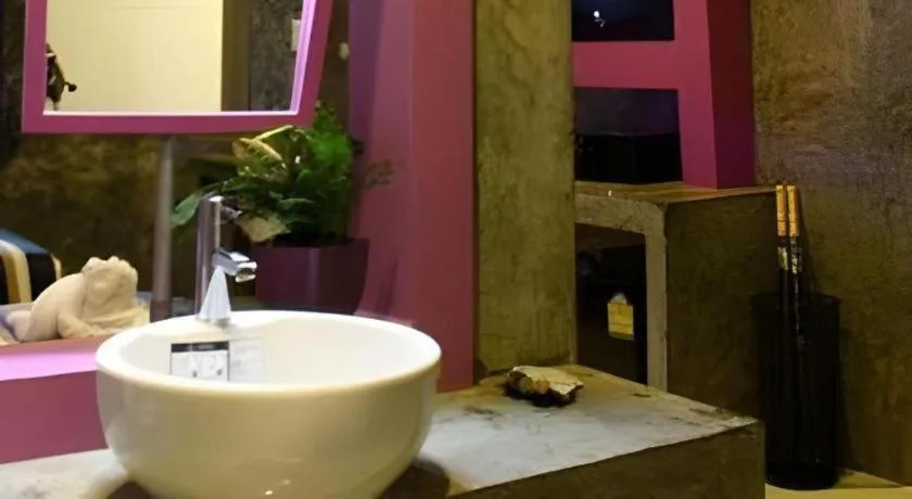 The B Ranong Trend Hotel