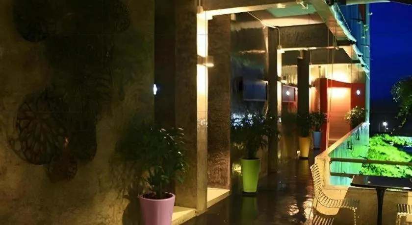 The B Ranong Trend Hotel