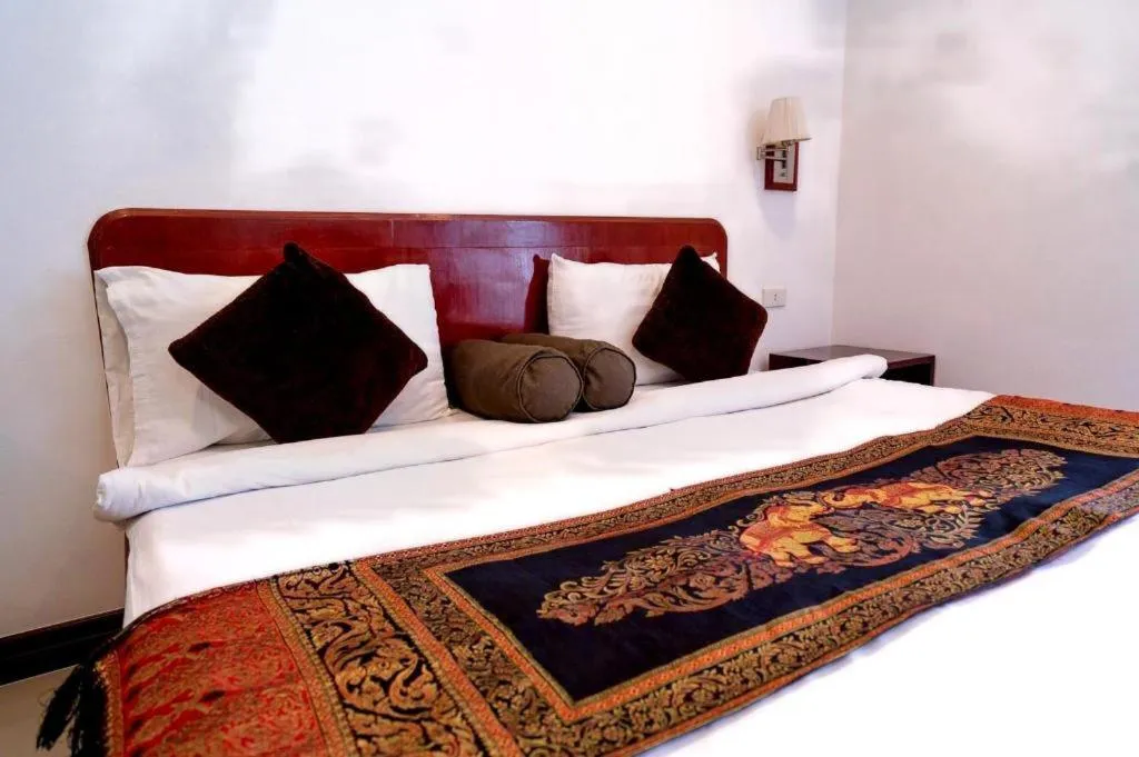 Bed in Phanthipha Residence