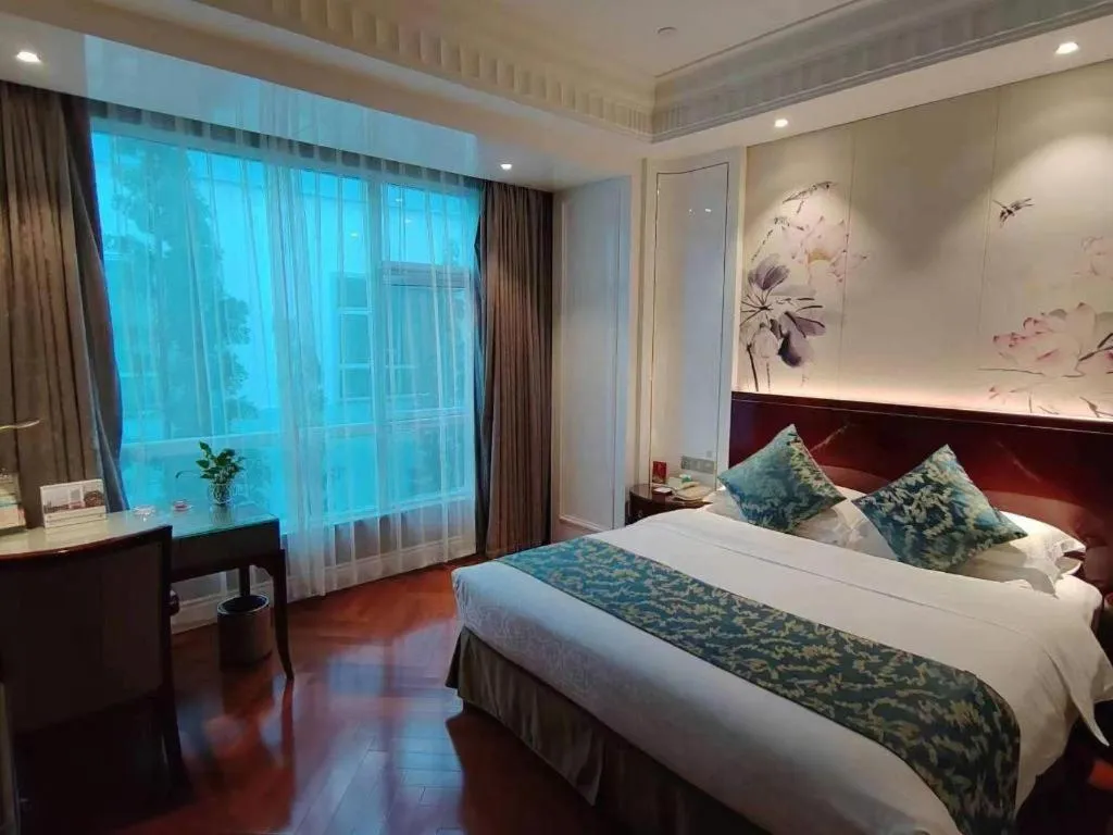 Bed in GreenTree Eastern Yancheng Binhai County Aobaolia Beichen Hotel