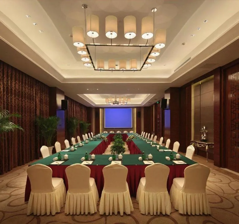 GreenTree Eastern Yancheng Binhai County Aobaolia Beichen Hotel